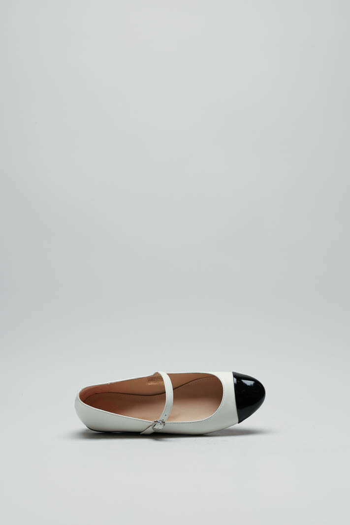 zoom in on Ecru Ballerina image Ecru Ballerina image