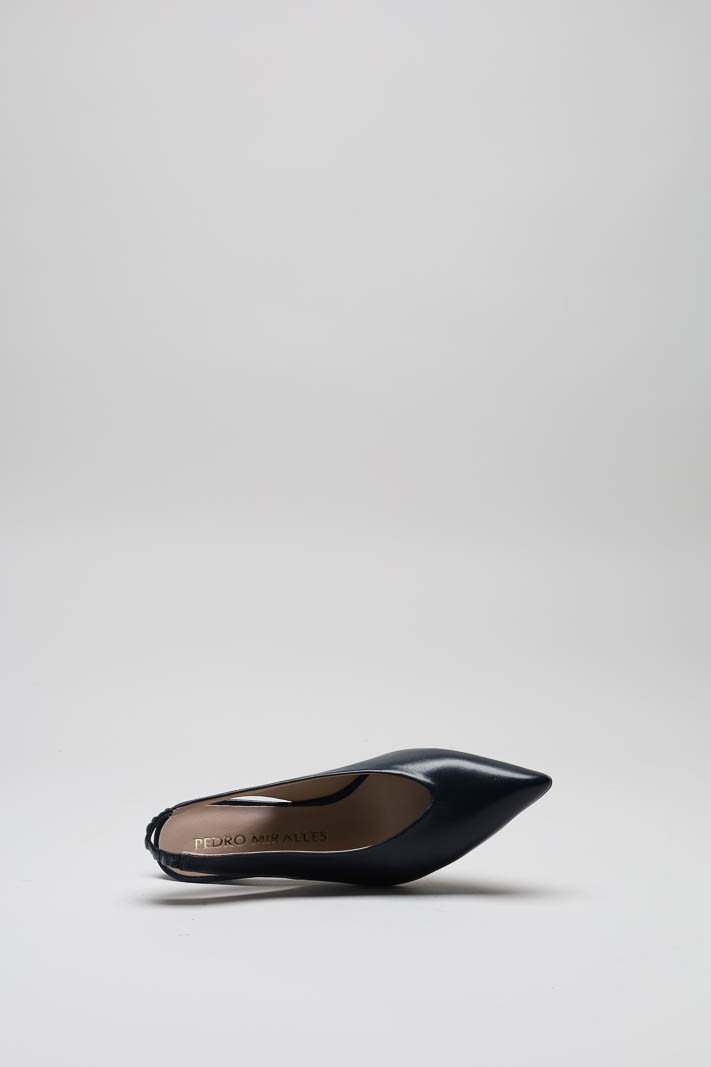 zoom in on Donkerblauw Pump image Donkerblauw Pump image