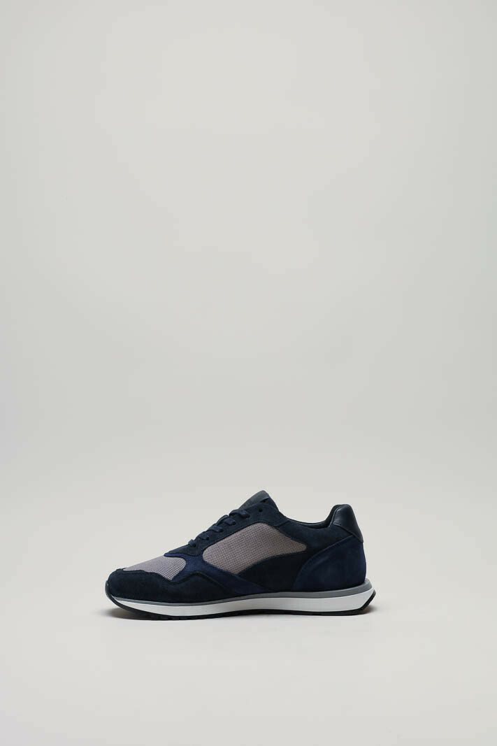 zoom in on Blauw Sneaker image Blauw Sneaker image