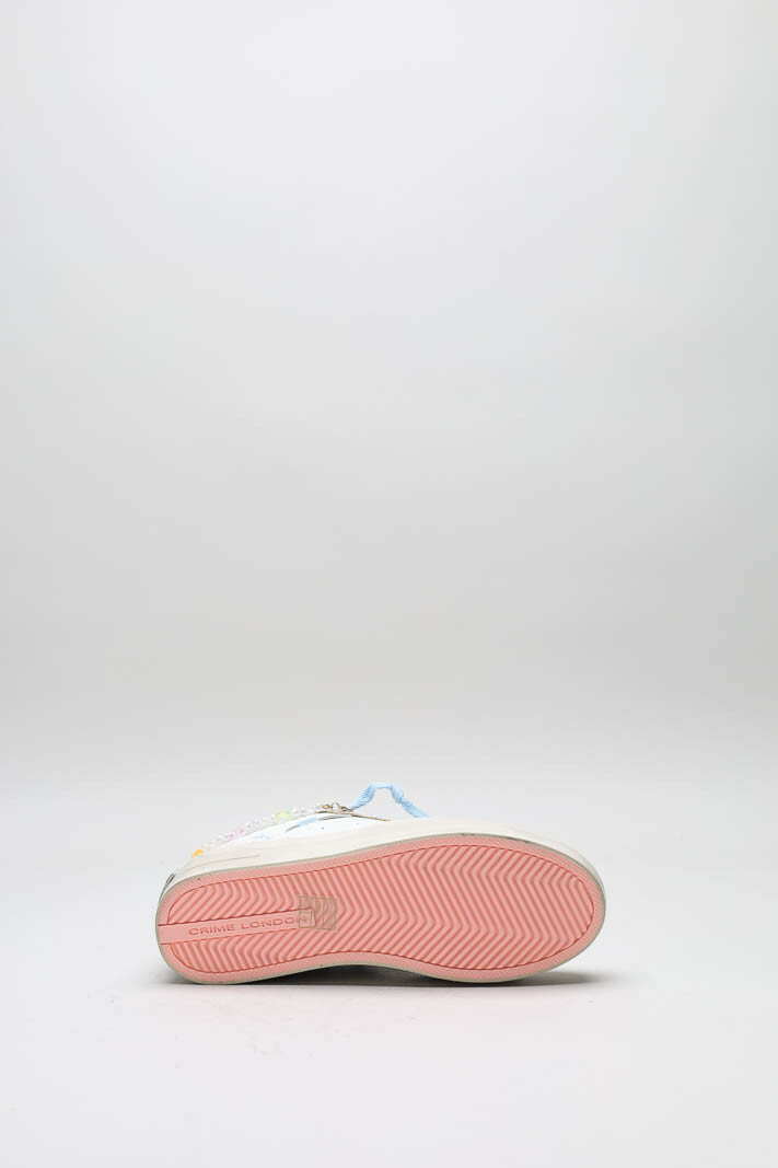 zoom in on Wit Sneaker image Wit Sneaker image