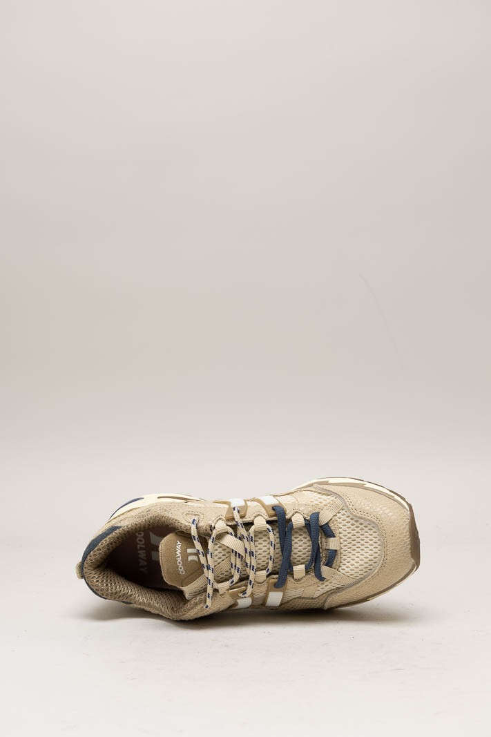 Beige Sneaker image
