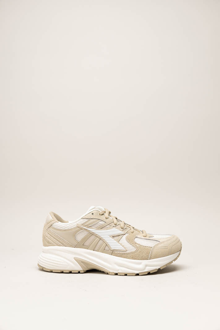 Beige Sneaker