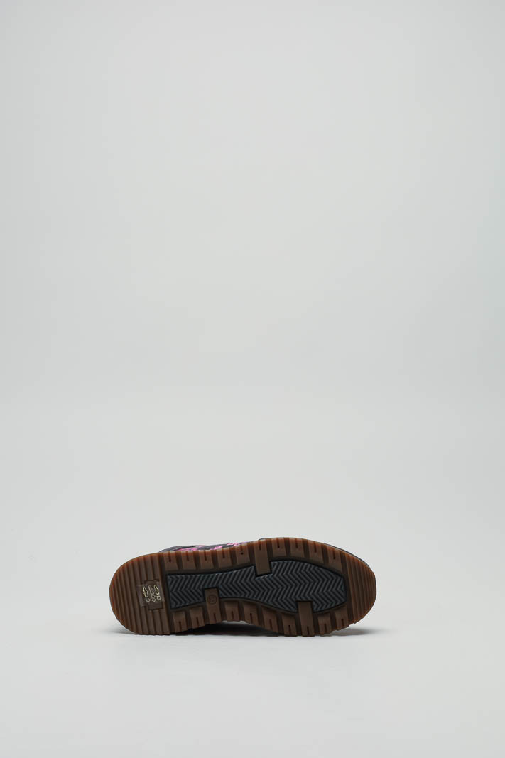 zoom in on Grijs Sneaker image Grijs Sneaker image