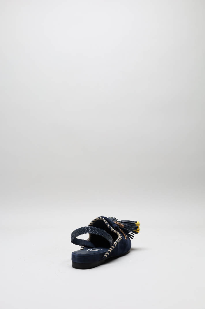 zoom in on Donkerblauw Mocassin image Donkerblauw Mocassin image