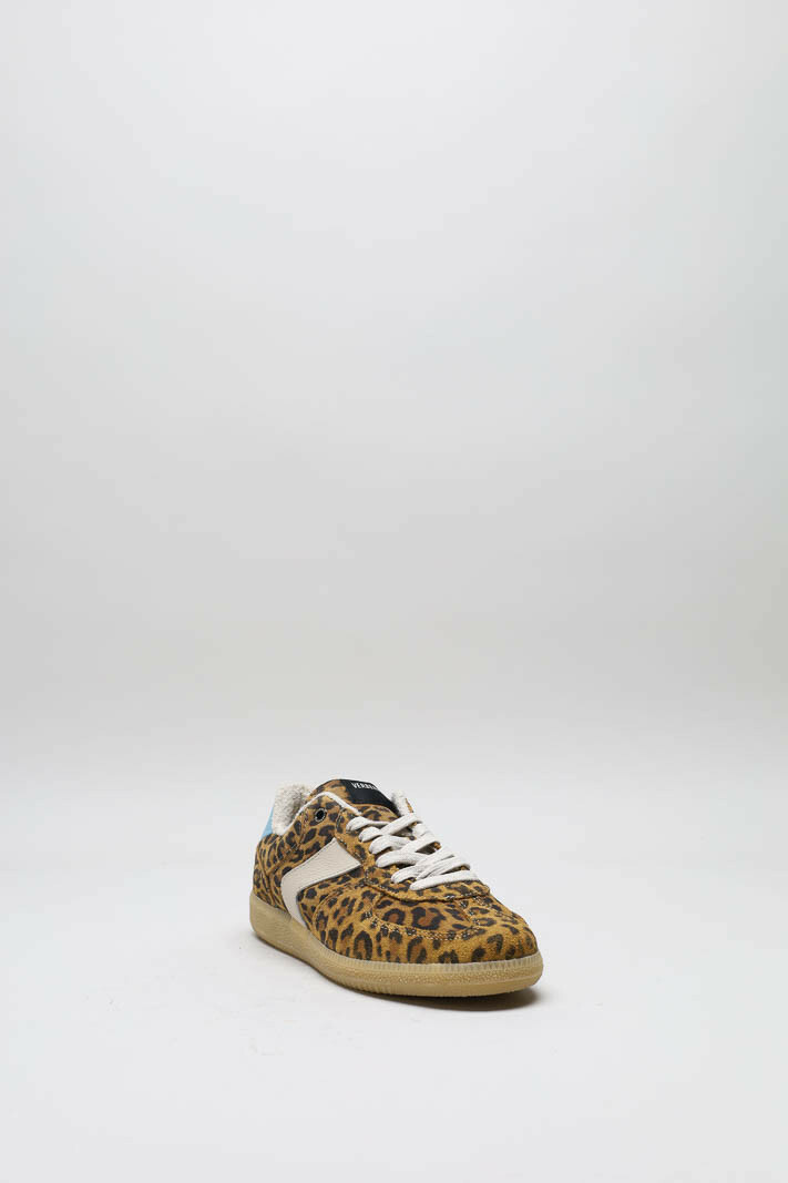 zoom in on Beige Sneaker image Beige Sneaker image