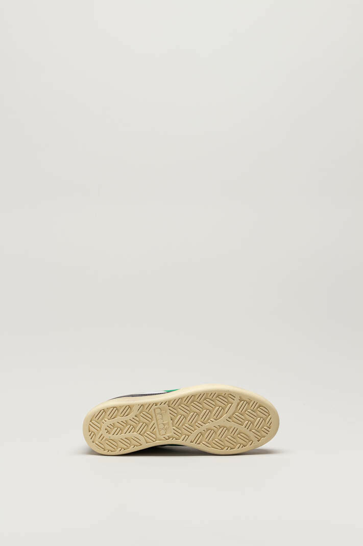 zoom in on Grijs Sneaker image Grijs Sneaker image