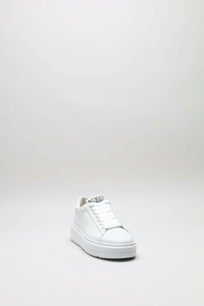zoom in on Wit Sneaker image Wit Sneaker image
