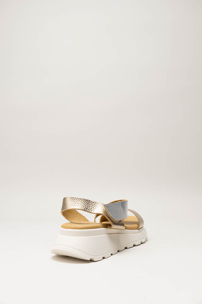 Goud Sandaal sleehak image