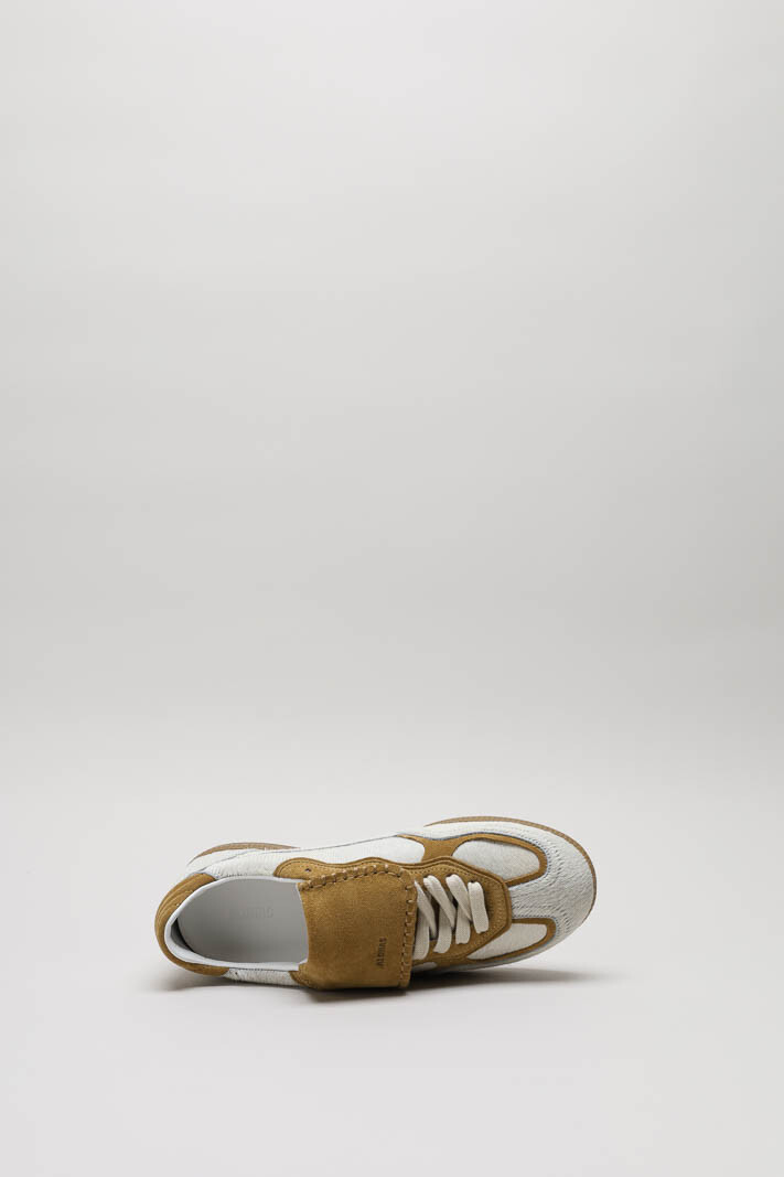 zoom in on Lichtgrijs Sneaker image Lichtgrijs Sneaker image