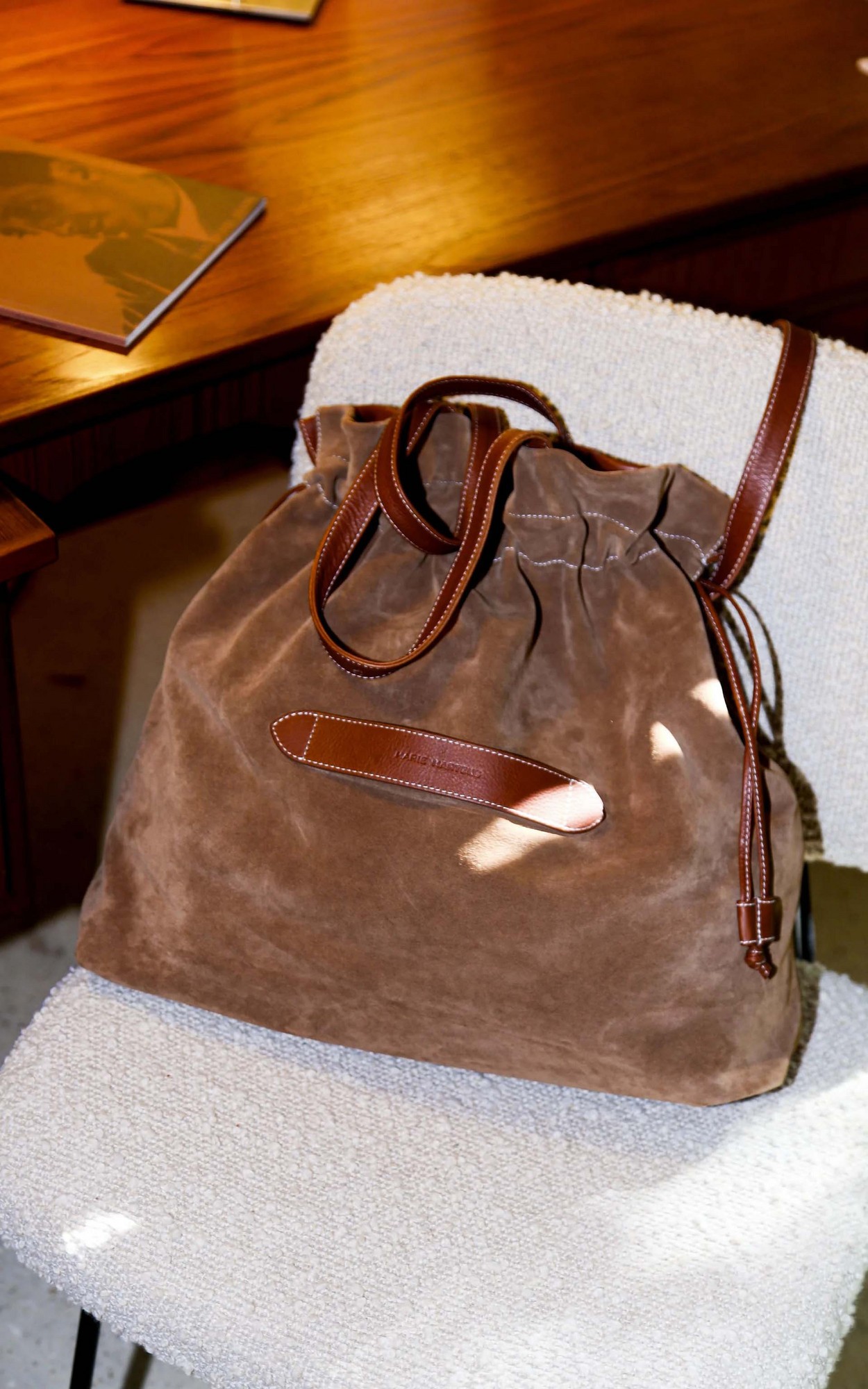 Cognac Shopper image