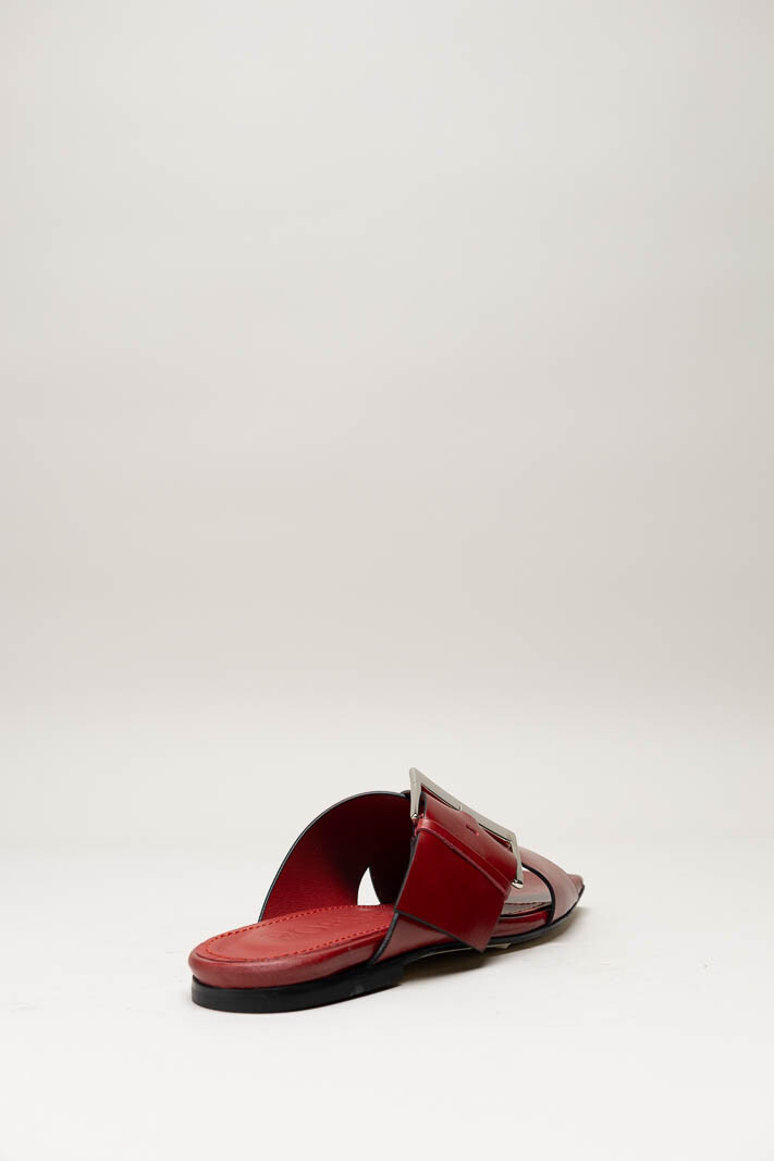 Rood Slipper image