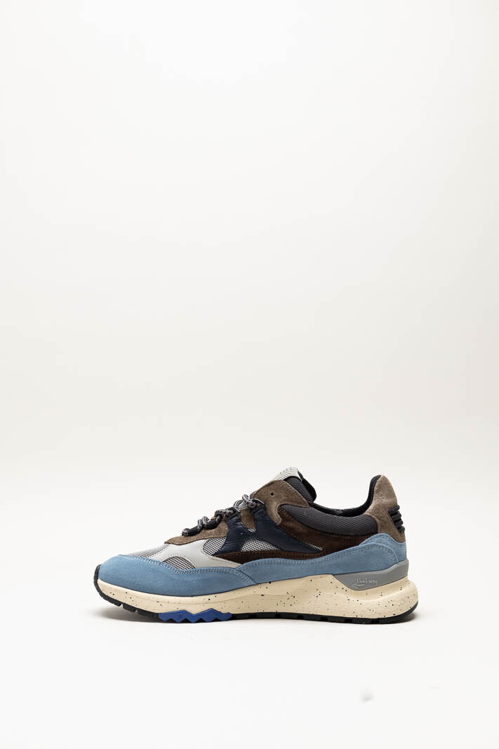 zoom in on Lichtblauw Sneaker image Lichtblauw Sneaker image
