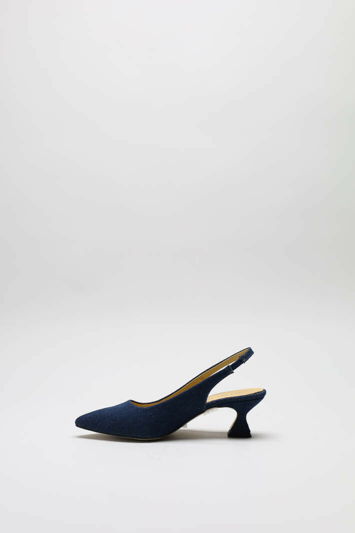 zoom in on Blauw Pump image Blauw Pump image