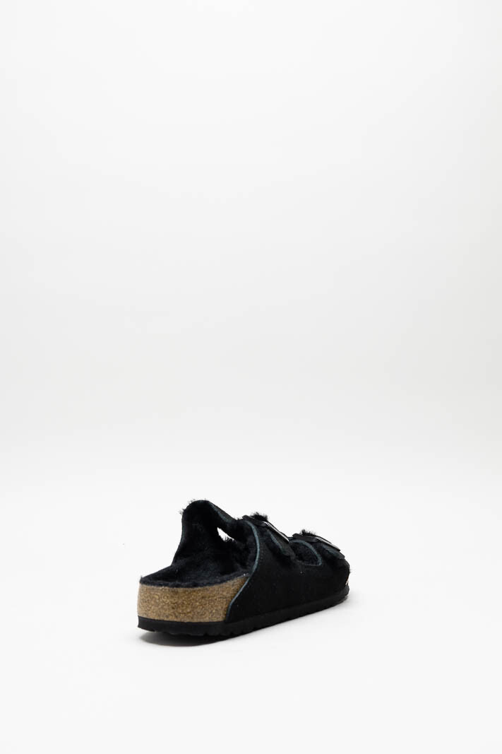 zoom in on Zwart Slipper image Zwart Slipper image