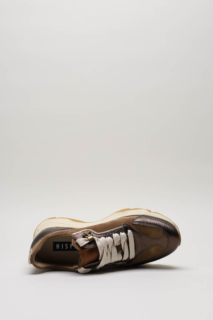 zoom in on Bruin Sneaker image Bruin Sneaker image