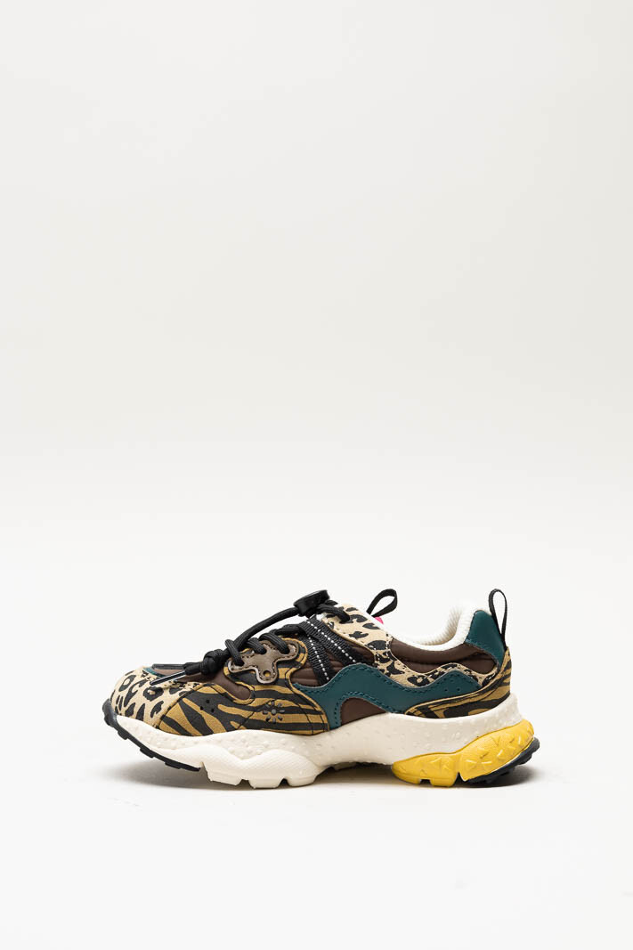 zoom in on Bruin Sneaker image Bruin Sneaker image