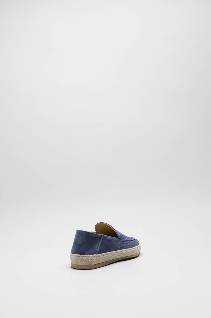 zoom in on Blauw Mocassin image Blauw Mocassin image