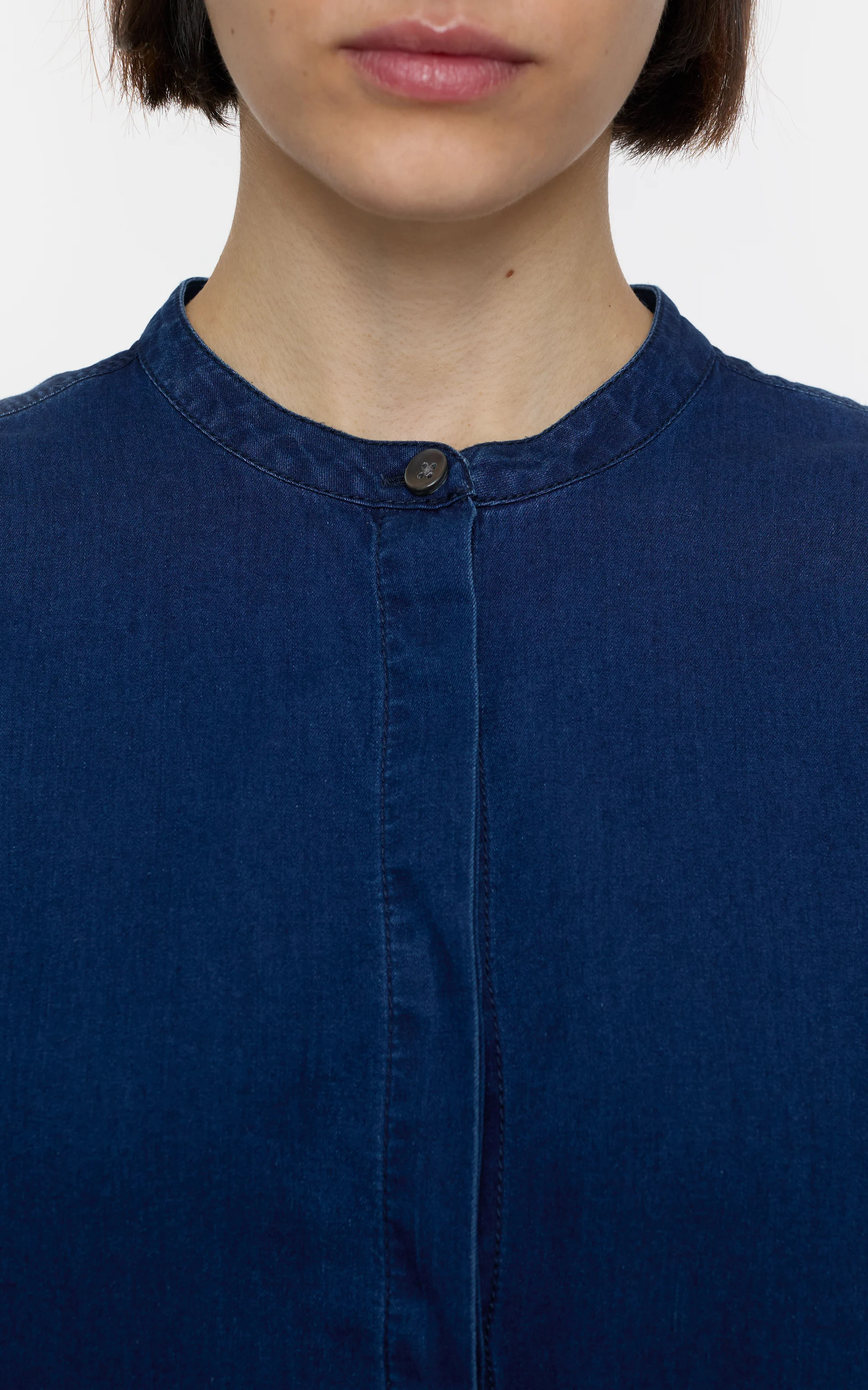 zoom in on Jeans Hemd image Jeans Hemd image