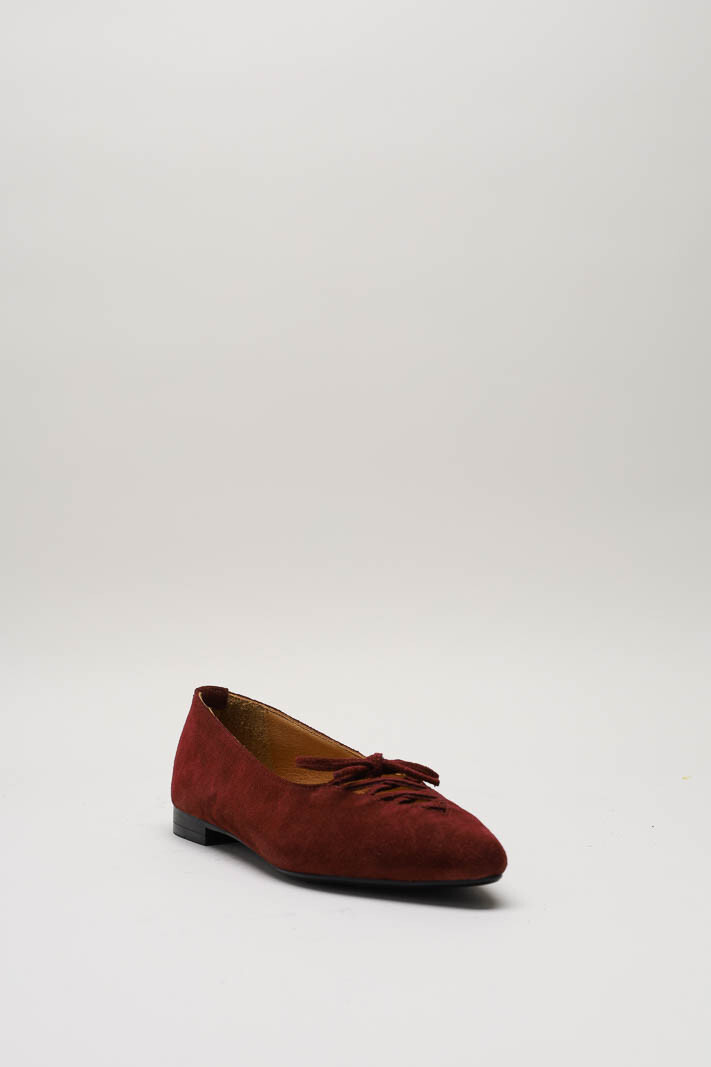 Bordeaux Ballerina