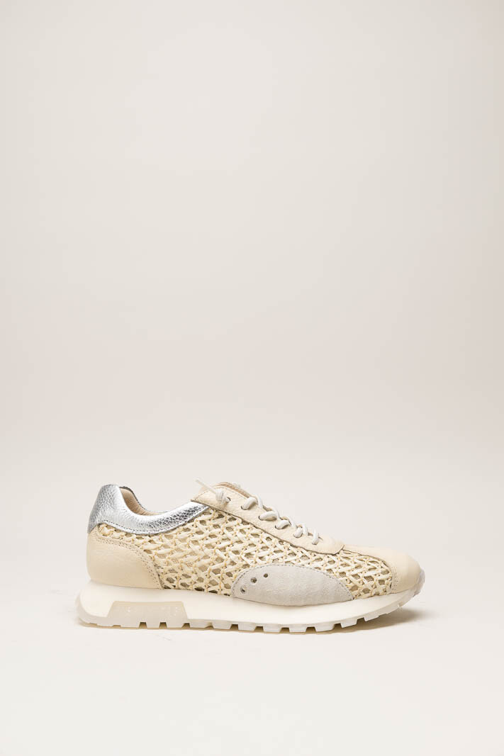 Beige Sneaker