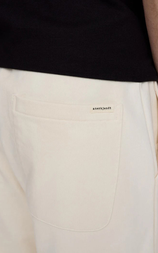 Ecru Short/bermuda image