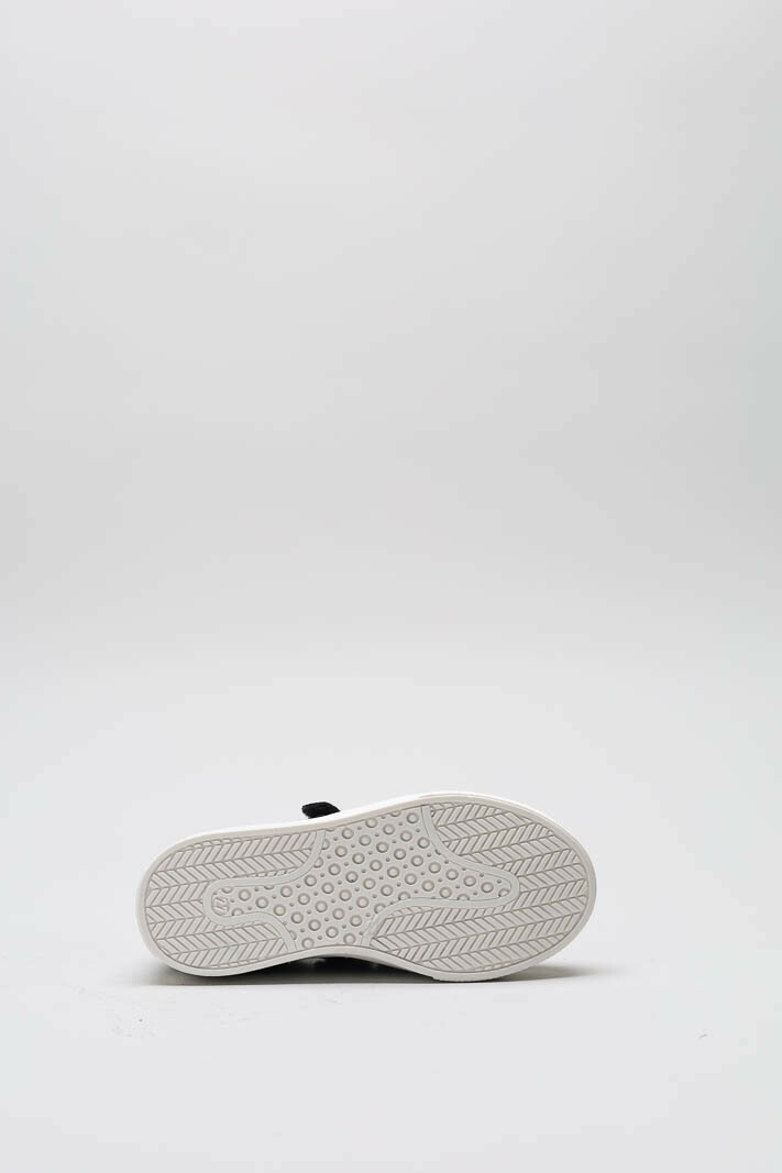 zoom in on Zwart Velcro schoen image Zwart Velcro schoen image