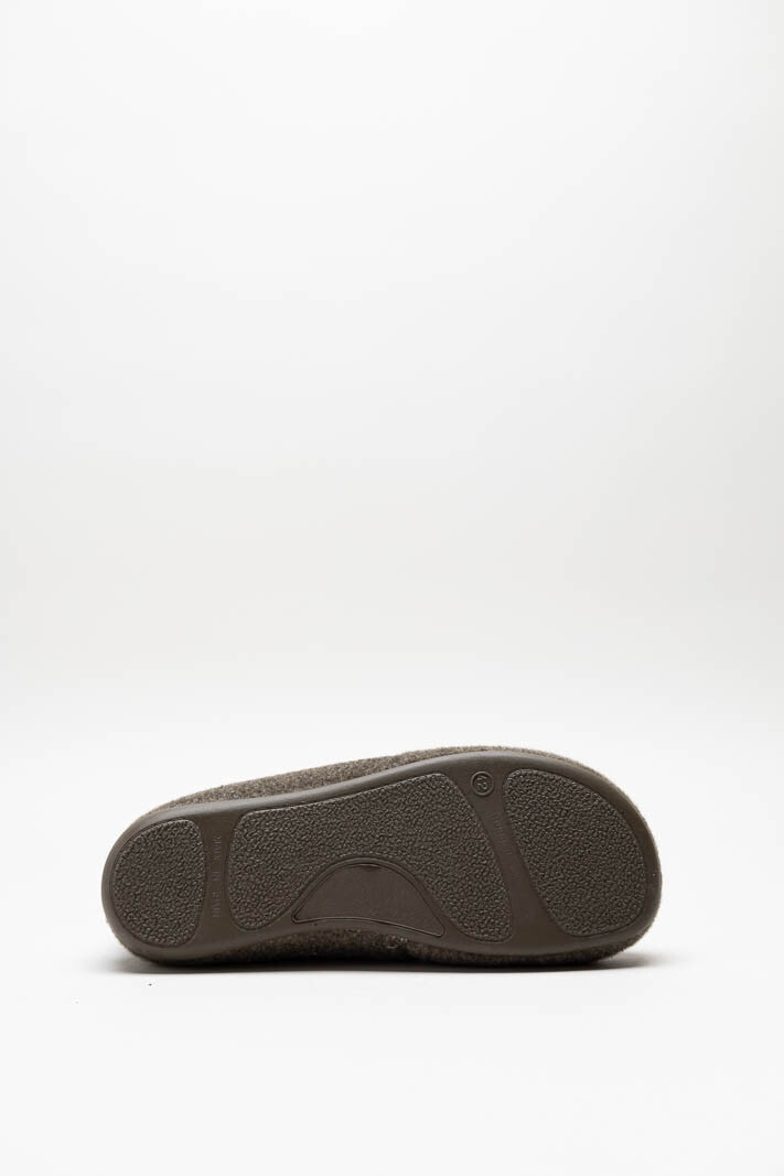 zoom in on Kaki Pantoffel image Kaki Pantoffel image