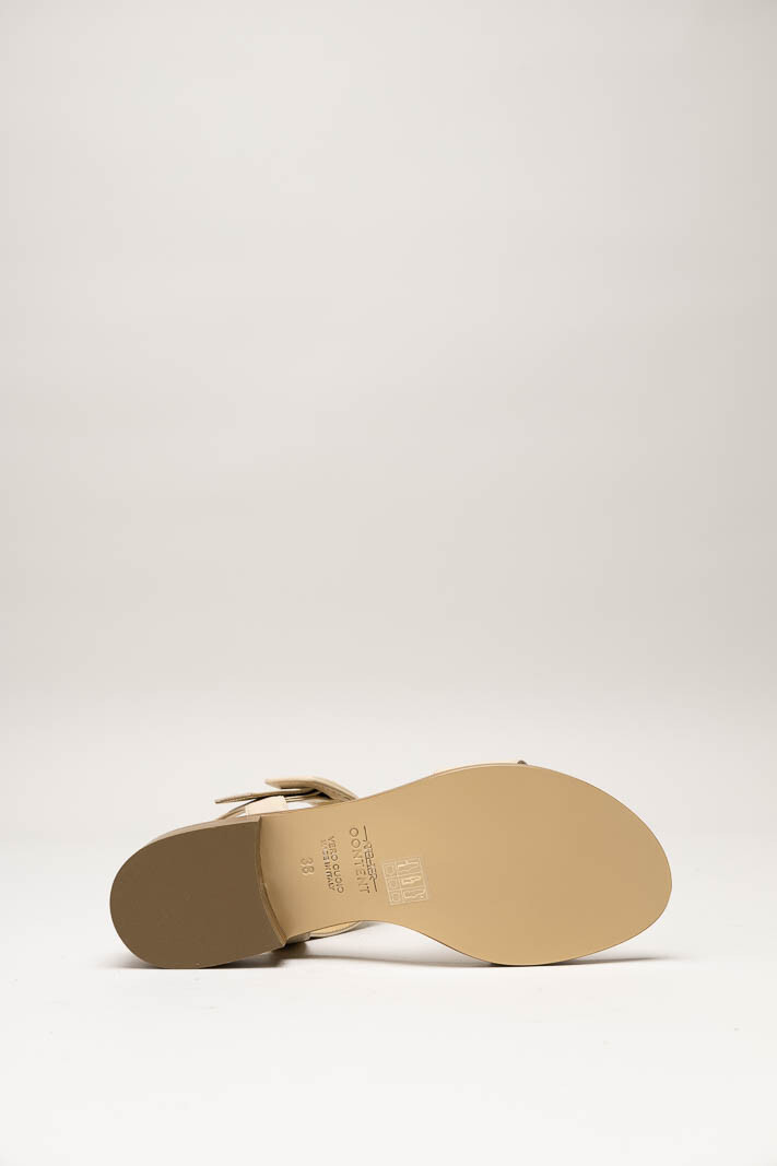 Beige Sandaal plat image