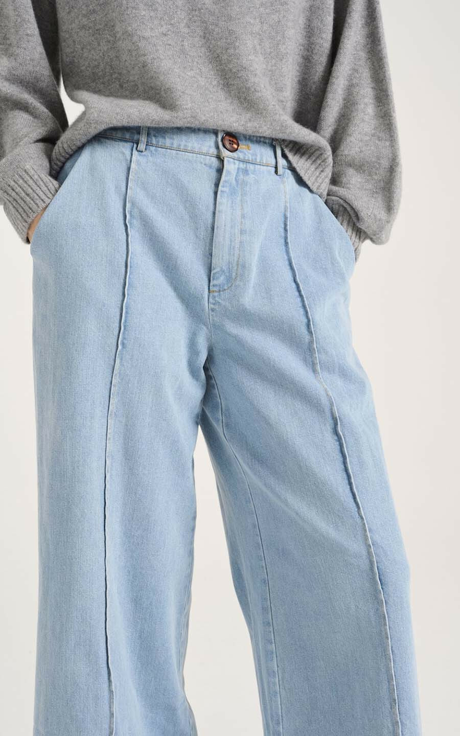 zoom in on Jeans Broek image Jeans Broek image