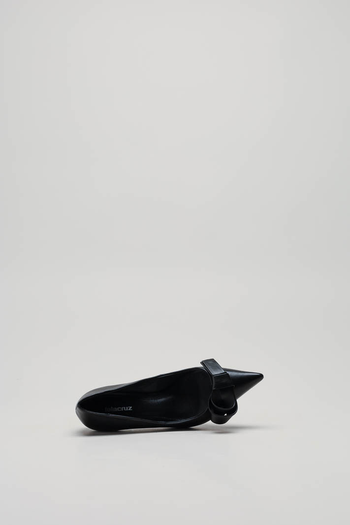 zoom in on Zwart Pump image Zwart Pump image
