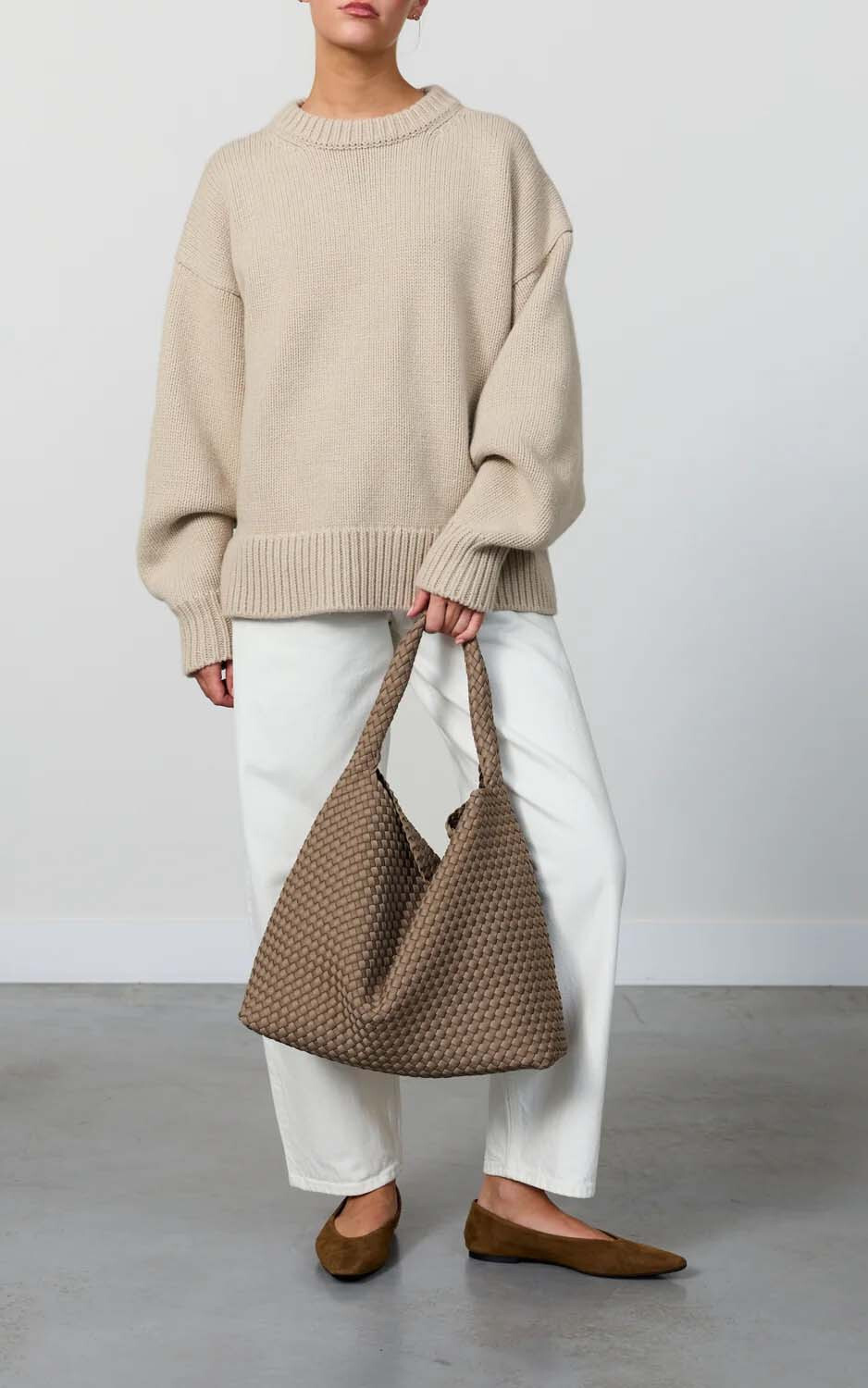 Taupe Schoudertas image