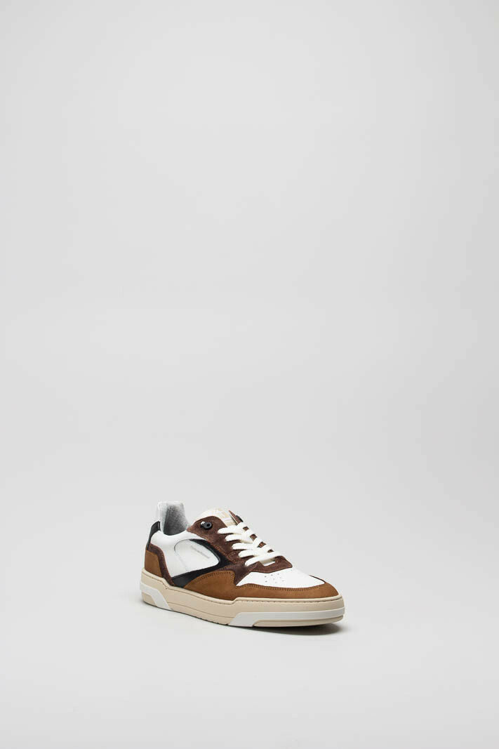 zoom in on Cognac Sneaker image Cognac Sneaker image