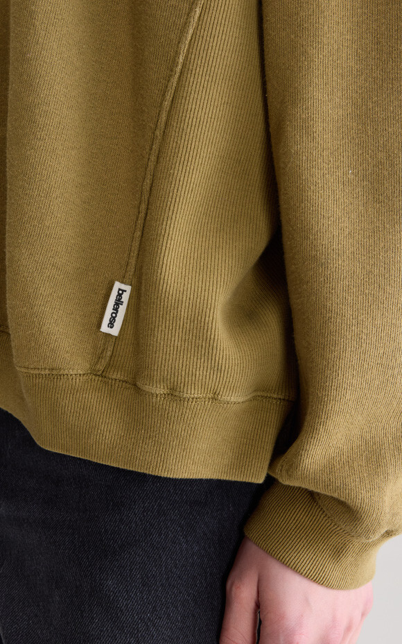 Kaki Sweater image