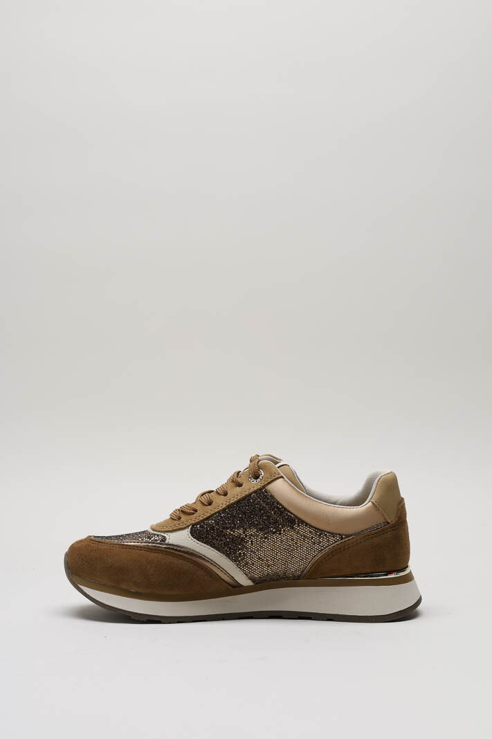zoom in on Bruin Sneaker image Bruin Sneaker image