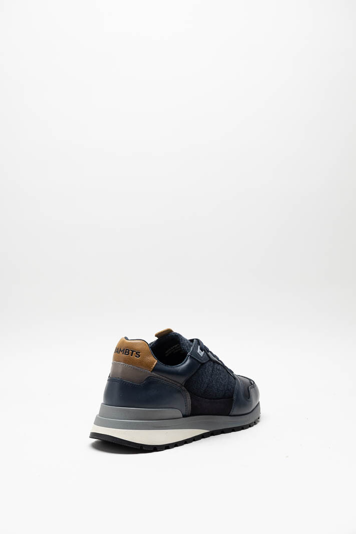 zoom in on Donkerblauw Sneaker image Donkerblauw Sneaker image