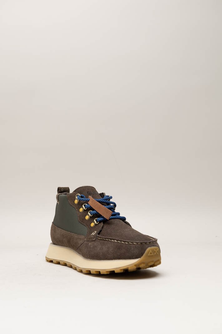 Bruin Sneaker