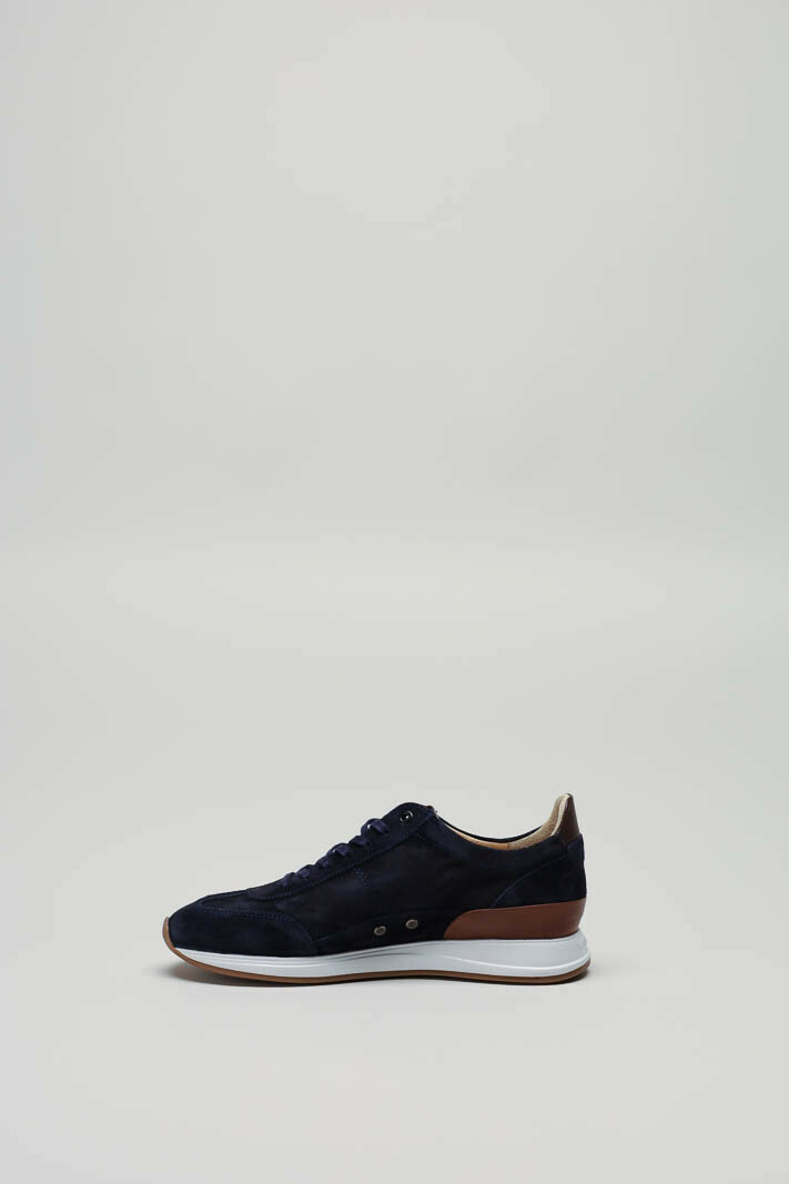 zoom in on Blauw Sneaker image Blauw Sneaker image