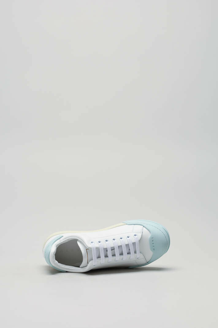 zoom in on Wit Sneaker image Wit Sneaker image