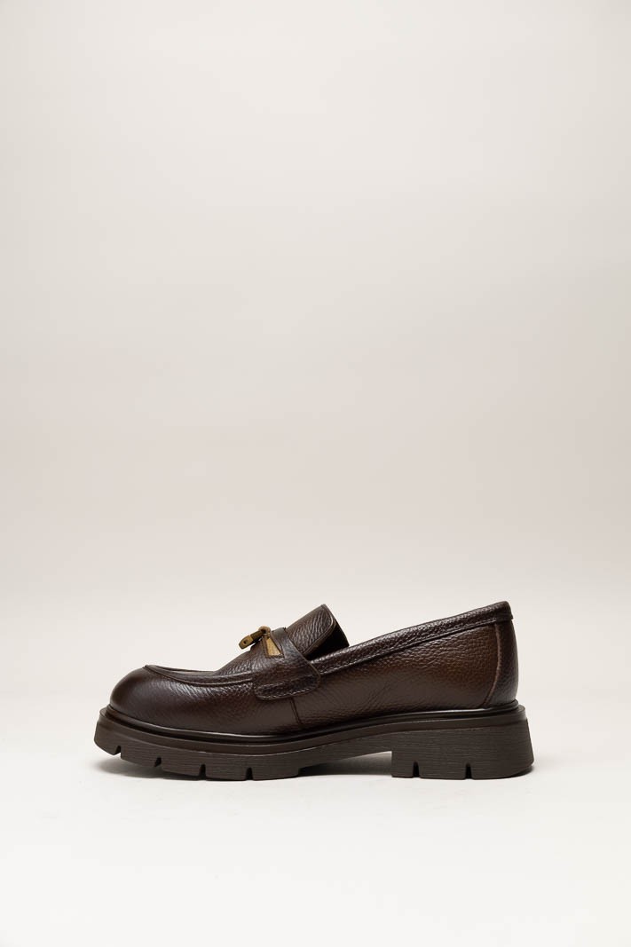 Donkerbruin Mocassin image