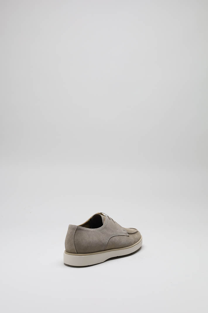 zoom in on Taupe Veterschoen image Taupe Veterschoen image