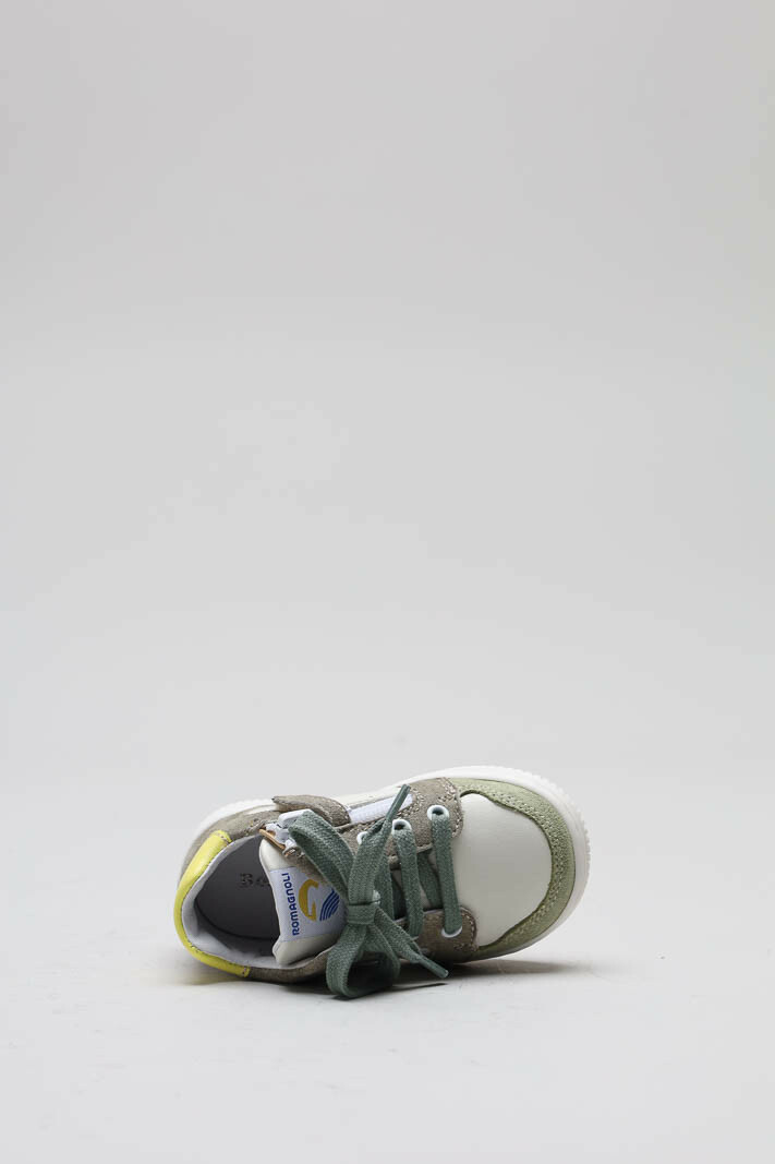 zoom in on Kaki Sneaker image Kaki Sneaker image