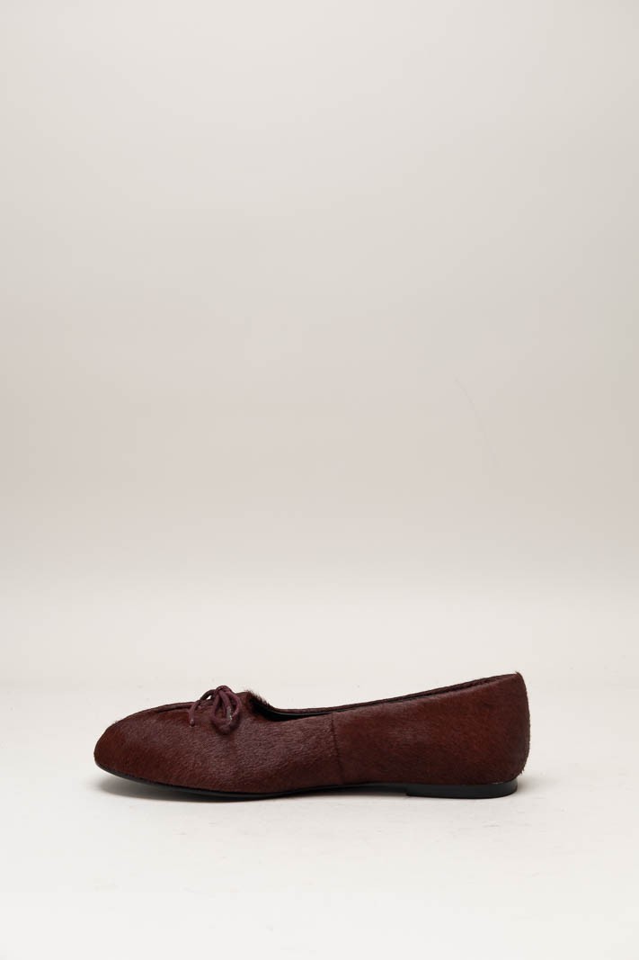 Bordeaux Ballerina image