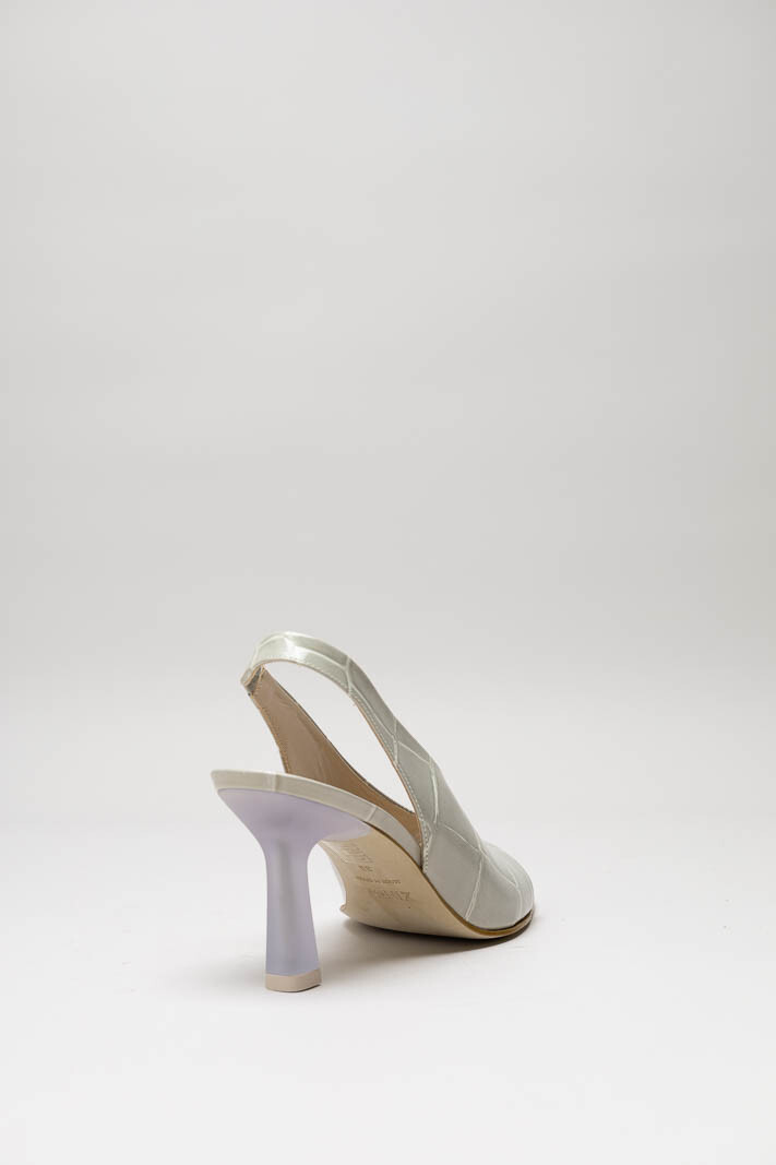 Lichtgroen Pump image