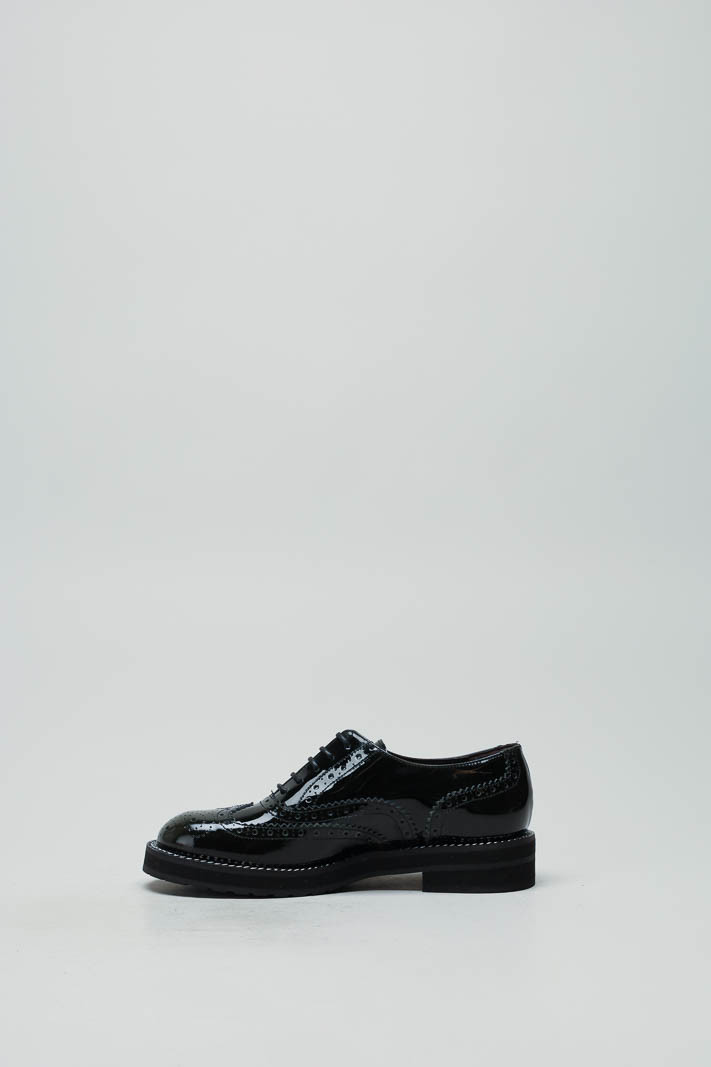 zoom in on Groen Veterschoen image Groen Veterschoen image