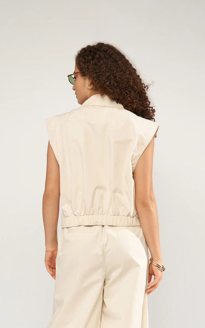 Beige Vest mouwloos