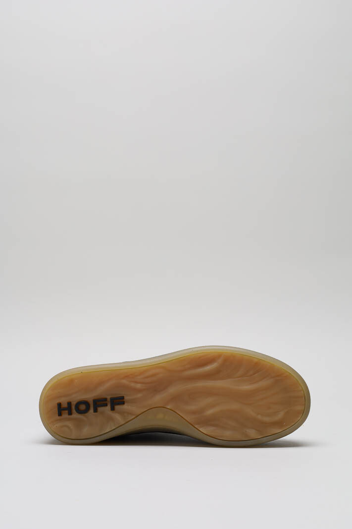 zoom in on Zwart Sneaker image Zwart Sneaker image