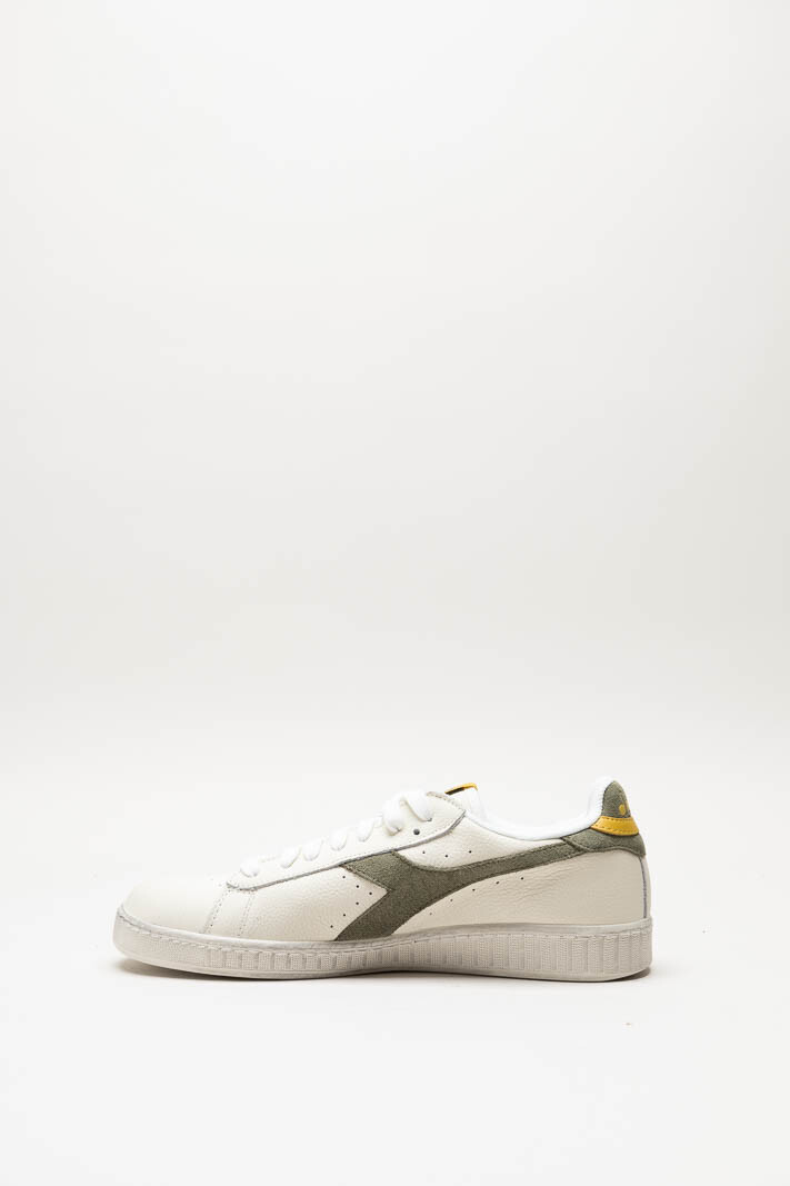 zoom in on Gebroken wit Sneaker image Gebroken wit Sneaker image