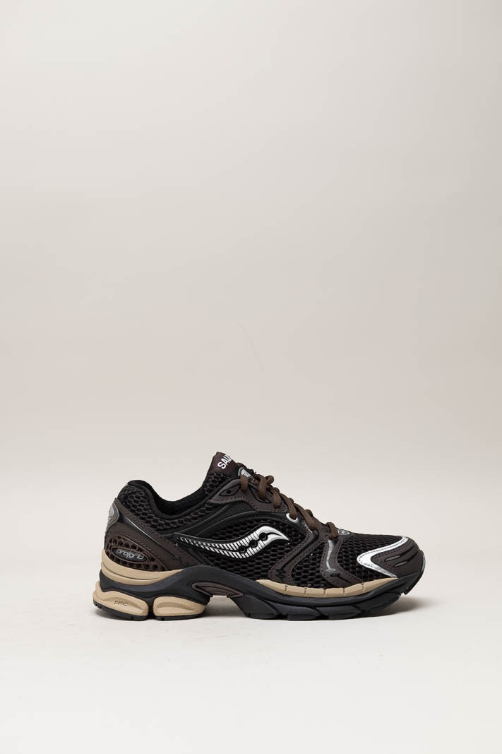 Bruin Sneaker