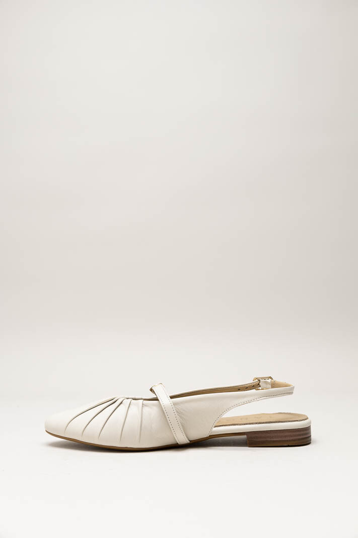 Gebroken wit Ballerina image