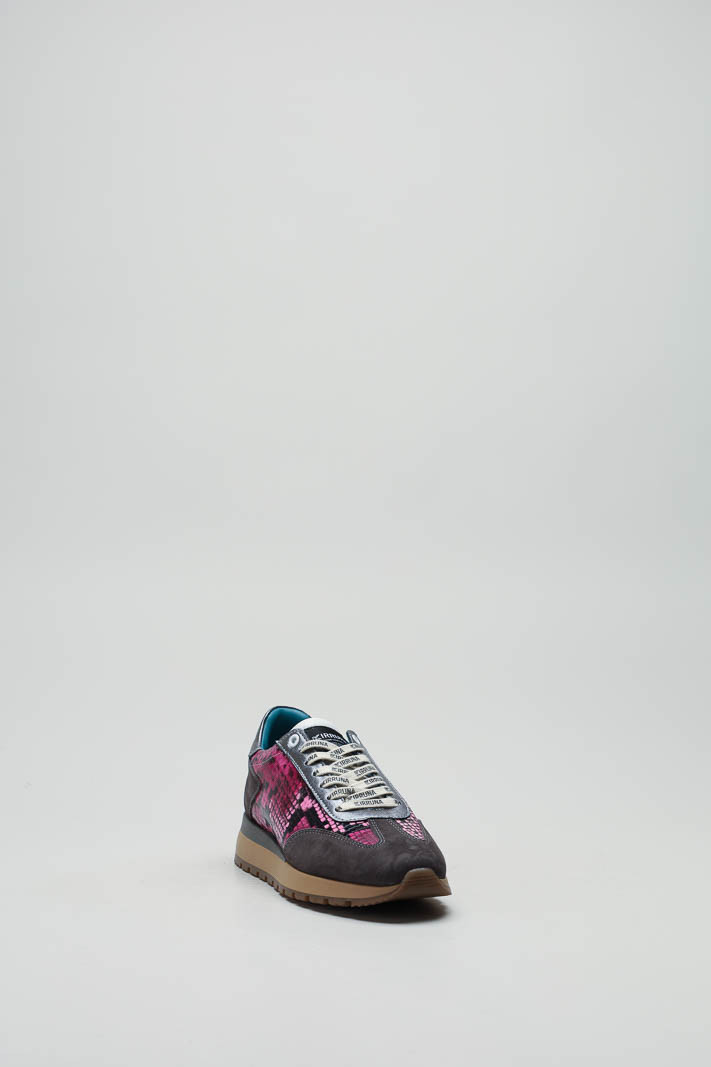 zoom in on Grijs Sneaker image Grijs Sneaker image